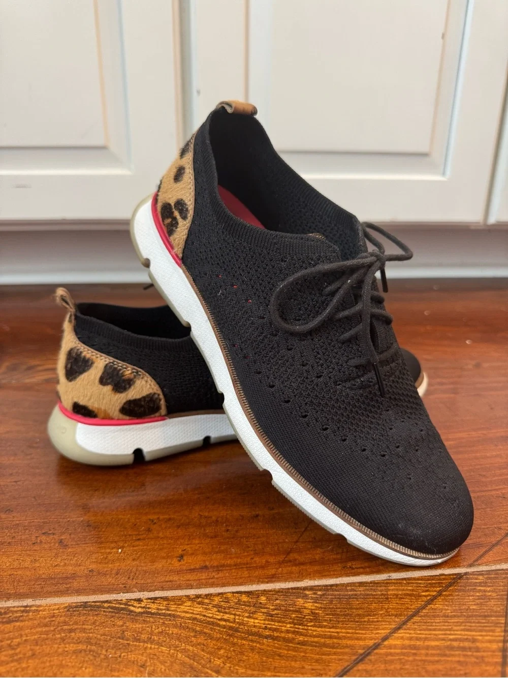 Cole Haan Zerogrand Stitchlite Oxford. Size 8